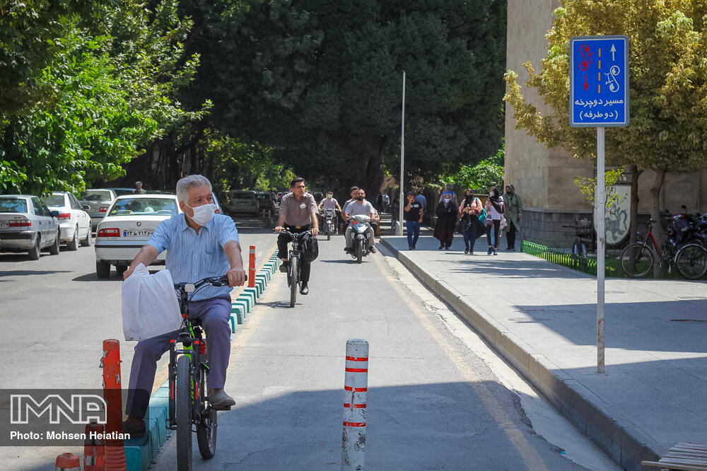 «فرهنگ‌سازی» راهکار مهم رفع مشکلات مسیرهای دوچرخه