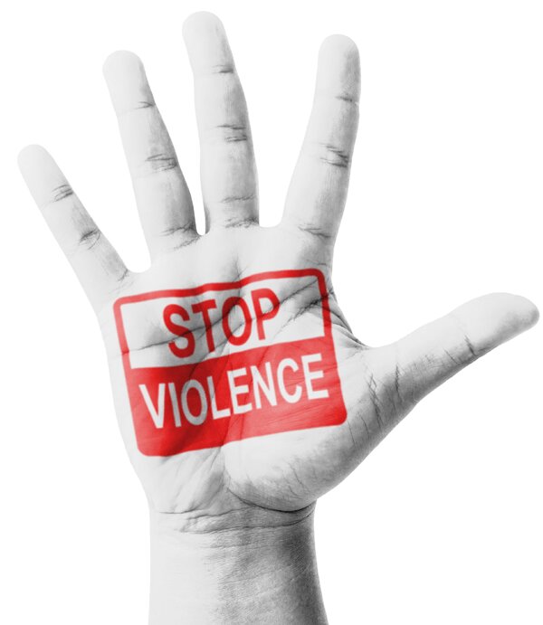 خشونت در رده دختران نوجوان + آسیب‌ها و راهکارها