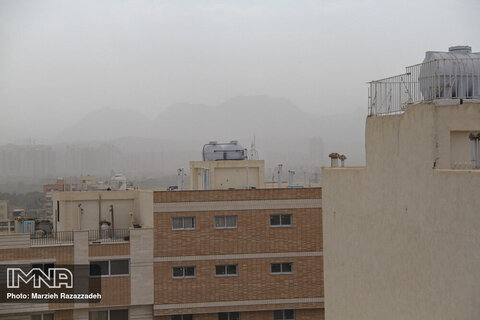 گرد و غبار در اصفهان