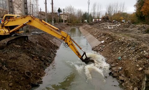 اجرای طرح لایروبی و پاکسازی مسیل‌ها و کانال‌های شهر گرگان