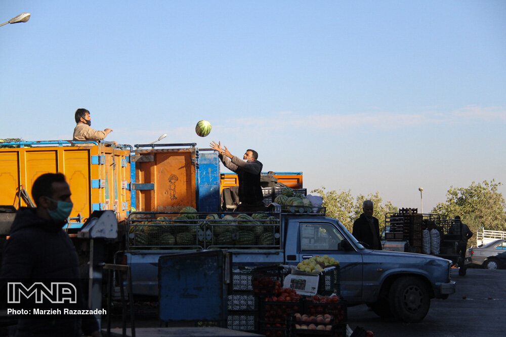 احداث بازارچه‌های محلی میوه و تره بار در محله‌های شهر اراک
