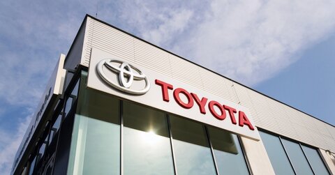 چگونه شرکت تویوتا پر فروش‌ترین خودروی جهان را تولید کرد؟ 