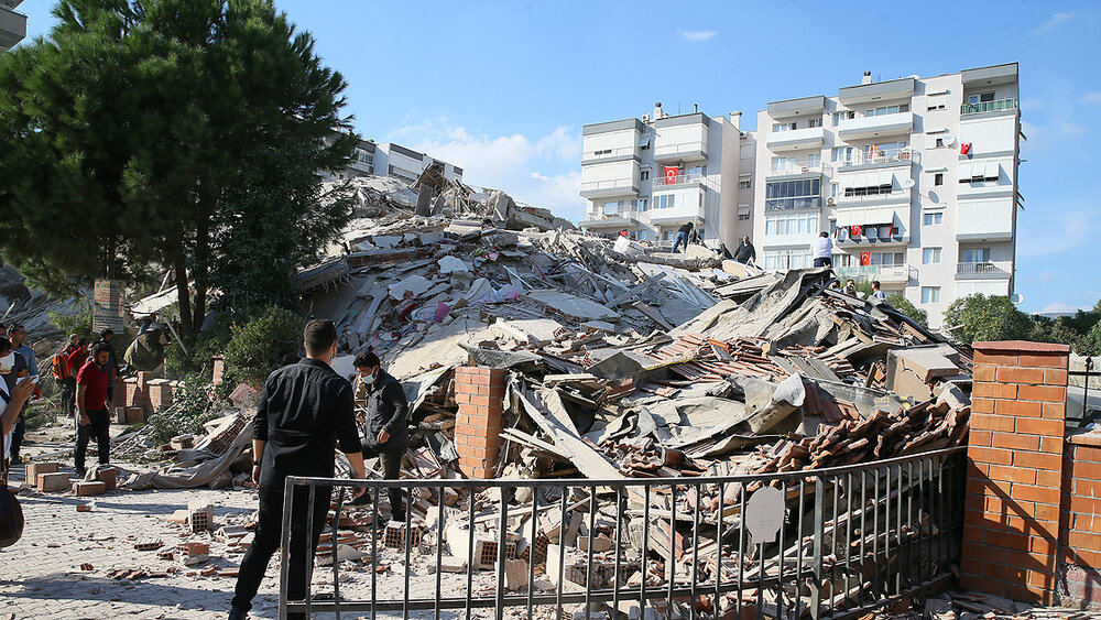 خرابی‌های زلزله ازمیر ترکیه + فیلم