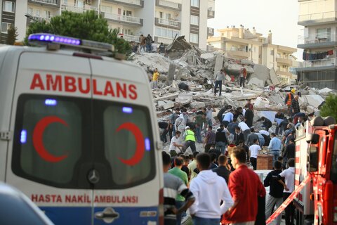 Destructive earthquake in Turkey, Greece