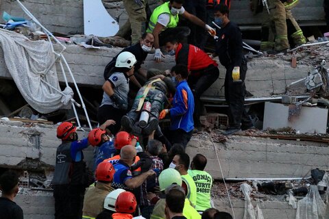 Destructive earthquake in Turkey, Greece