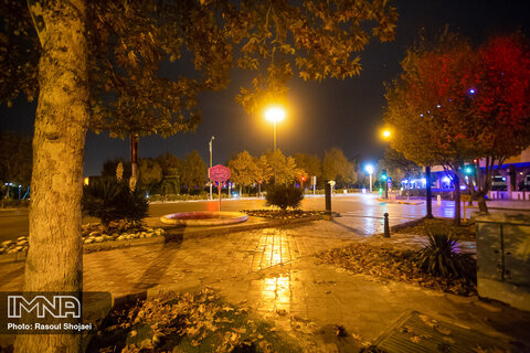 Isfahan's bustling streets turned into ghost zones
