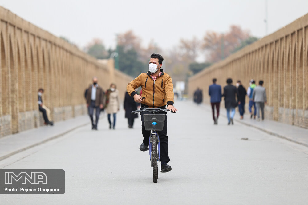 استمرار آلودگی هوای اصفهان تا سه‌شنبه