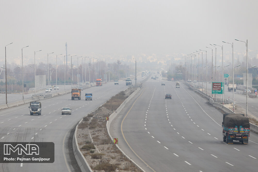 ۷ میلیارد دلار، هزینه مرگ‌های ناشی از آلودگی هوا/ یوزپلنگ ایرانی در یزد