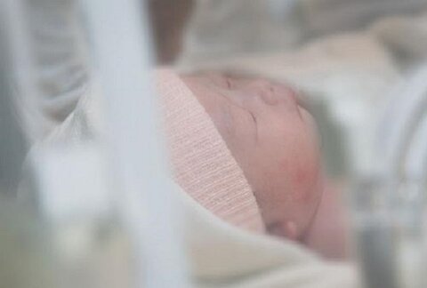 تولد نوزاد عجول در آمبولانس ۱۱۵