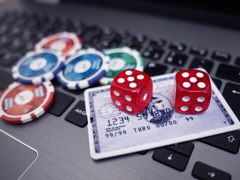 بازداشت ۳ ادمین سایت‌های قمار با یک میلیون فالوور