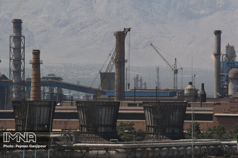 آلودگی هوا نفس اصفهان را برید
