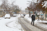 غرب اصفهان سفیدپوش شد/تداوم سرما و یخبندان تا ۵ بهمن