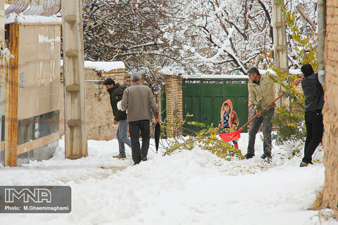 بارش برف در سمیرم‎