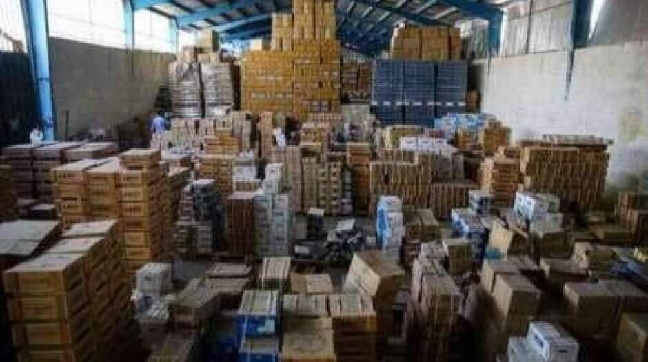 بیش از ۱۵۷ هزار تن کالا از شهرستان کاشان به خارج از کشور صادر شد