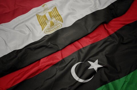 یک هیئت بلندپایه مصر وارد لیبی شد