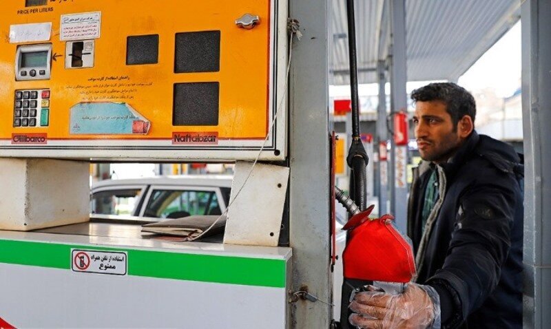 درآمد ۱.۴ میلیارد دلاری ایران از محل صادرات بنزین