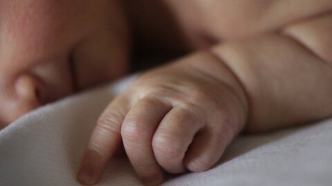 وزیر بهداشت دستورالعمل «حفظ و مراقبت از جنین سالم» را ابلاغ کرد