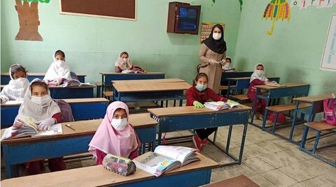 جزییات زمان بازگشایی مدارس و واکسیناسیون سربازان اعلام شد
