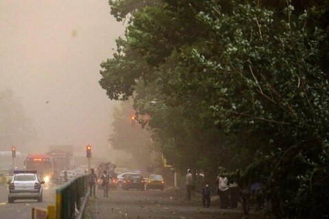 تداوم طوفان لحظه‌ای و تنش دمایی تا اوایل هفته آینده در اصفهان