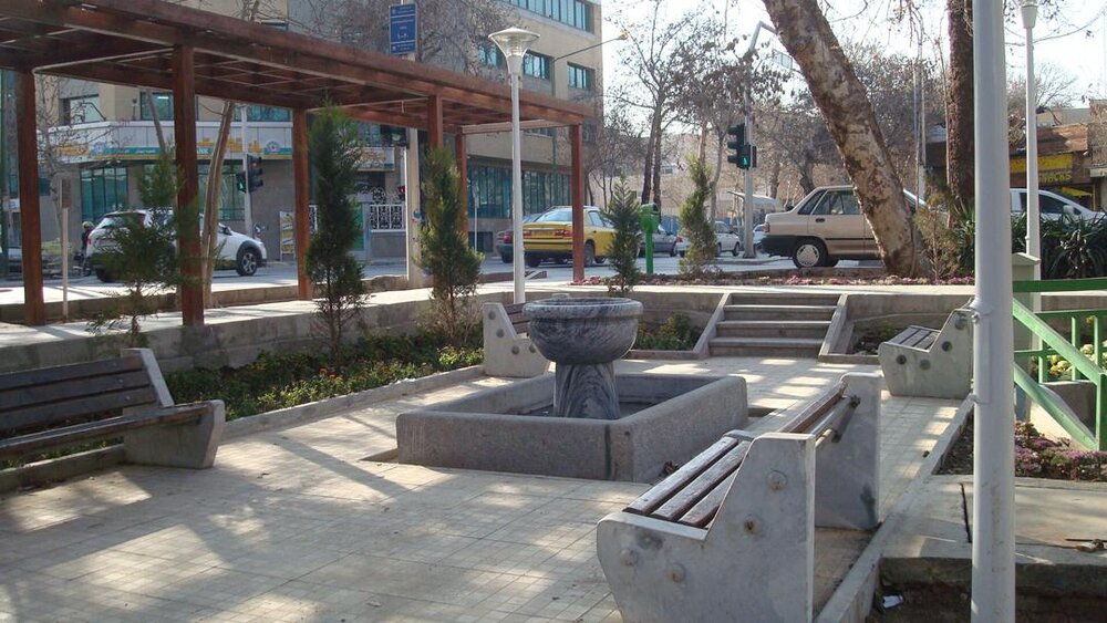 اجرای نخستین پاکت پارک شهر اصفهان در حاشیه خیابان خلجا