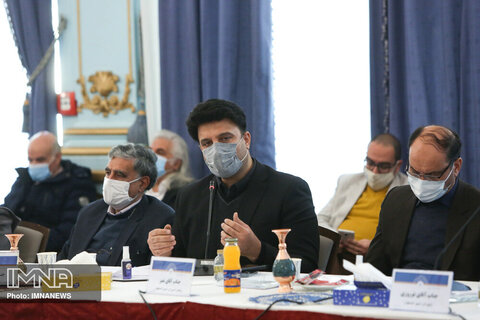 نشست معرفی برنامه‌های اولین جشنواره بین‌المللی صنایع دستی ایران