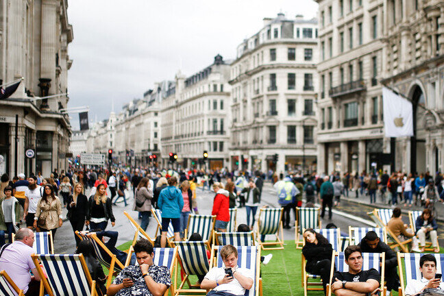رونق اقتصادی شهرها با تبدیل پارکینگها به پارکلت