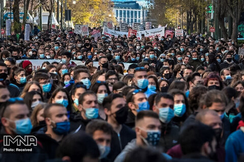 اعتراض دانشجویان یونانی در آتن علیه طرح ایجاد واحد امنیتی پلیس در دانشگاه‌ها