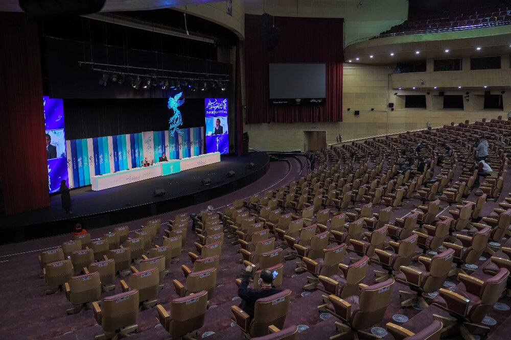 پخش زنده اختتامیه سی‌ونهمین جشنواره فیلم فجر ۳۹ از شبکه نمایش