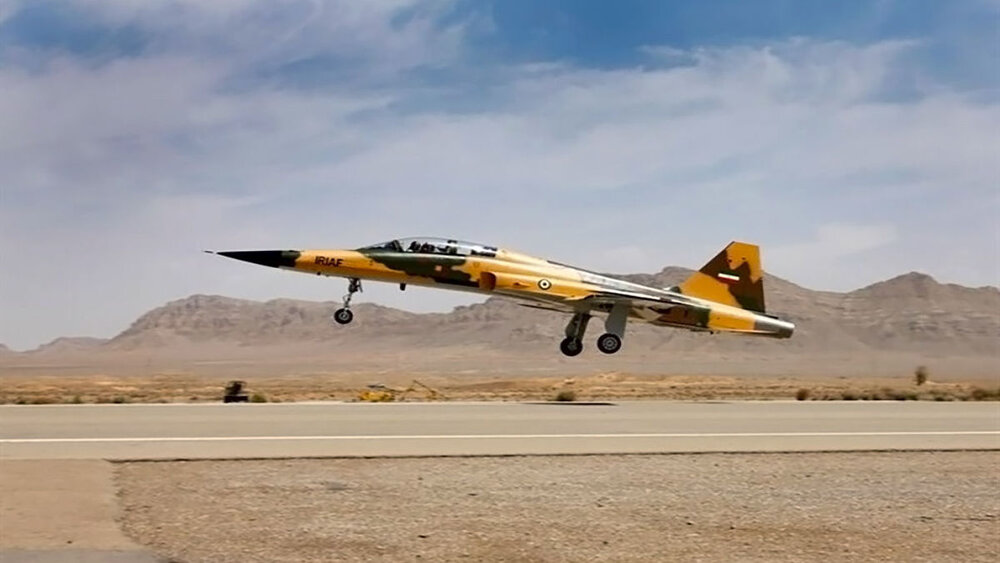 نیروی هوایی از افتخارات جمهوری اسلامی است