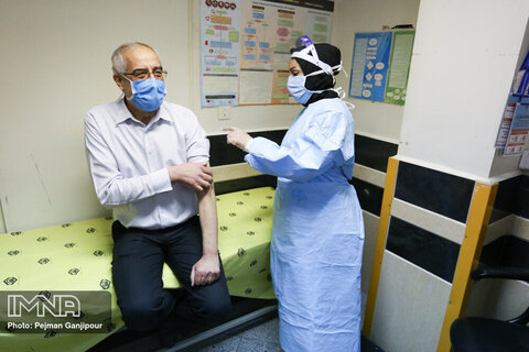 Iran reports 7,975 new confirmed coronavirus cases