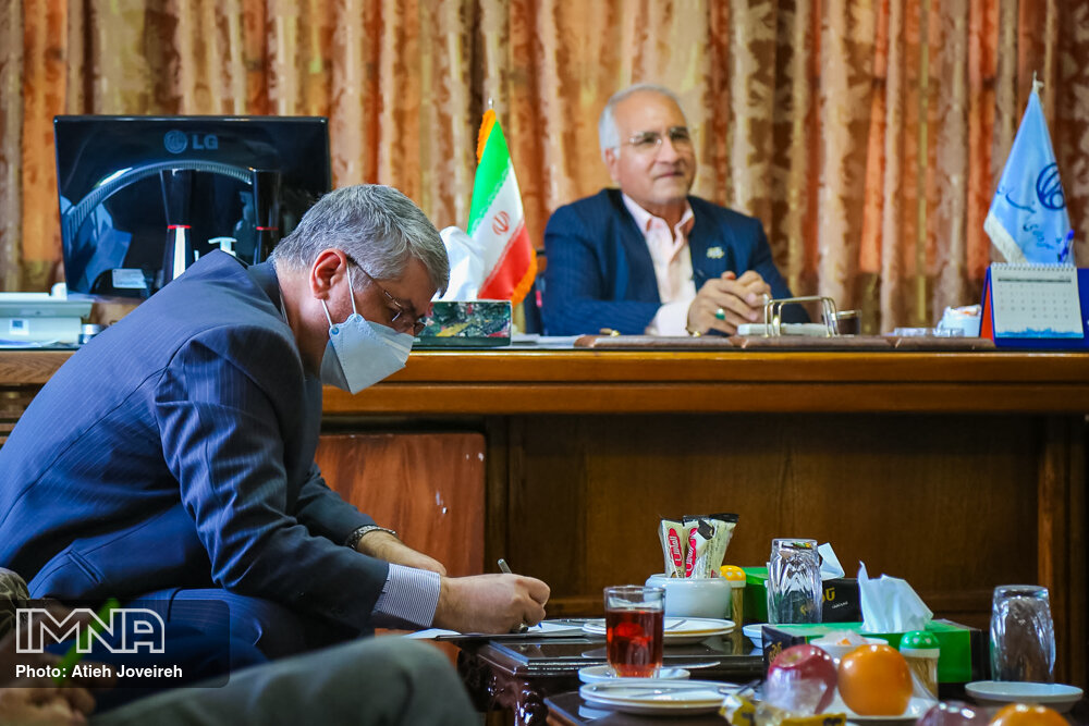 دعوت شهردار از اصفهانی‌های مقیم اروپا برای مشارکت در طرح «شهروند دیپلمات»