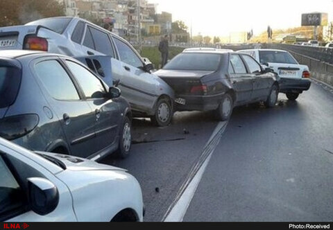 تصادف زنجیره‌ای ۳۰ خودرو در کمربندی شرق اصفهان