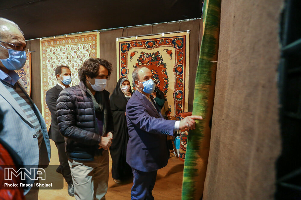 فرش ایرانی تلفیقی از هنر و احساس