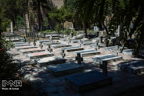 کلیسا و قبرستان تاریخی ارامنه مشهد