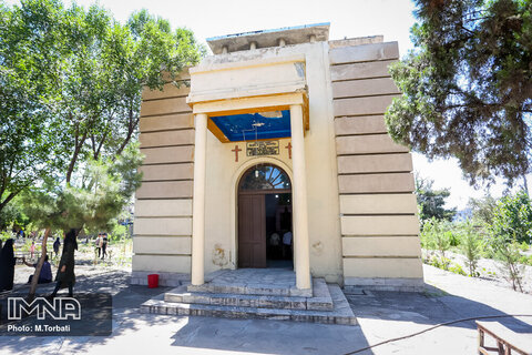 کلیسا و قبرستان تاریخی ارامنه مشهد