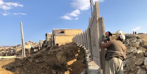 آغاز حصارکشی ۳۲ هکتار زمین آرامستان بهشت محمدی در سنندج