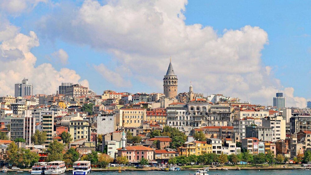 چرا سفر با تور استانبول به صرفه تر از سفر بدون تور است؟