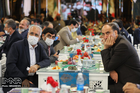 نشست فصلی شهردار اصفهان با مدیران شهری