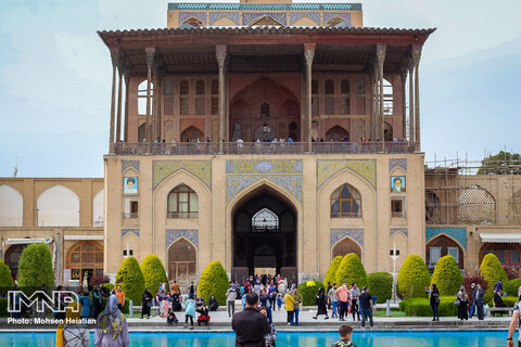 سفر سفیران کرونا به اصفهان