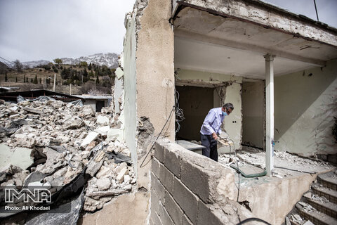 سی سخت یک ماه پس از زلزله