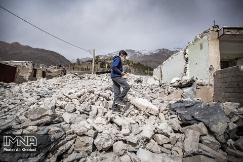 جزئیات کمک‌های بنیاد مستضعفان به زلزله‌زدگان "اندیکا" 