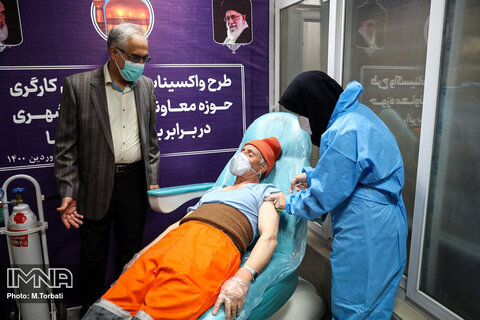 آغاز واکسیناسیون پاکبانان در مشهد