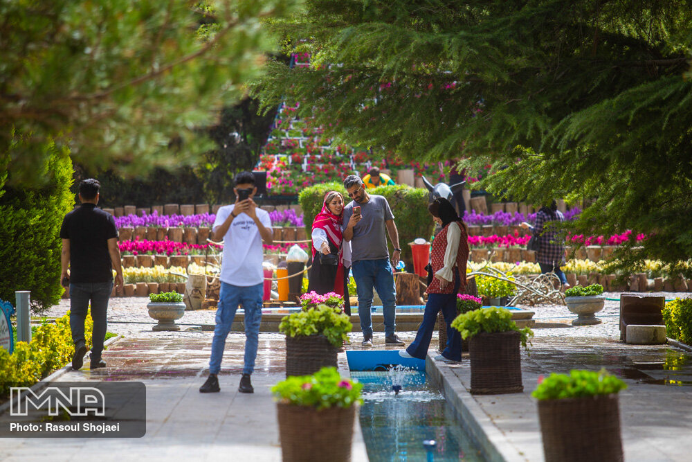 فرش قرمز اصفهان برای ورود گردشگران نوروزی