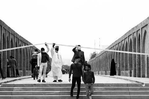 عبور مردم از محدودیت ها در اصفهان