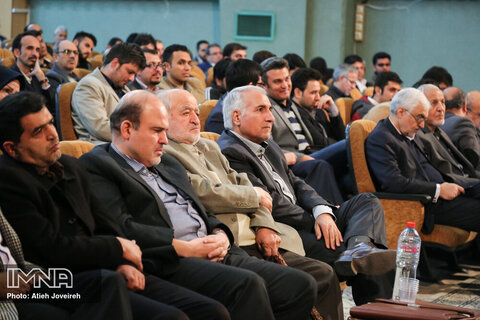 حضور سیدعلی نکویی در دانشگاه اصفهان - بهمن 94