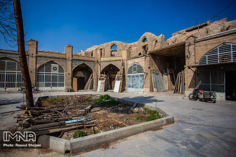 ‌سرای تاریخی قصر جمیلان