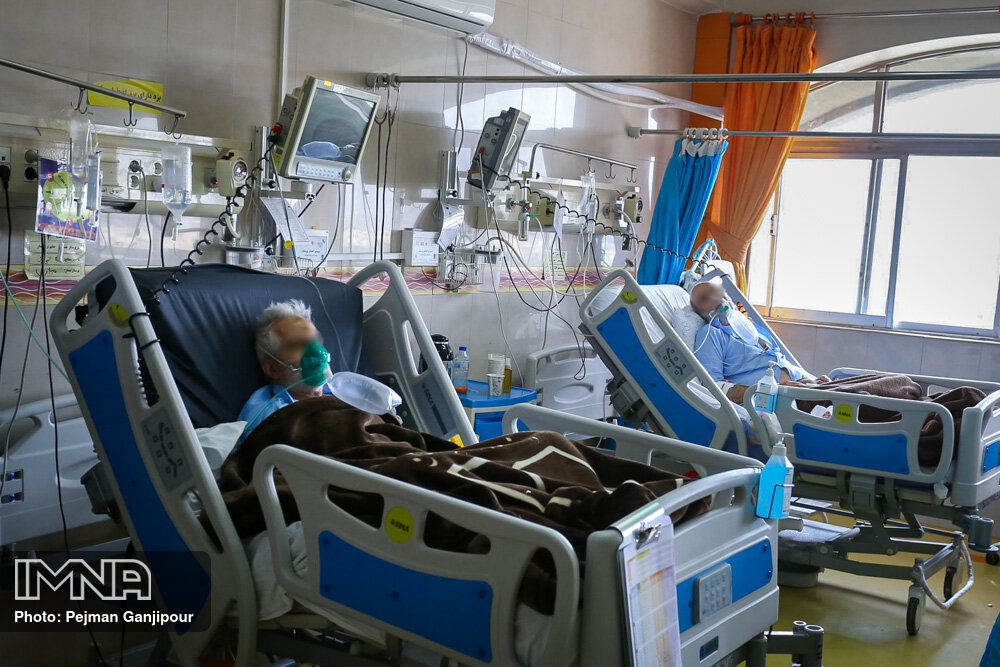 ظرفیت بیمارستان‌های اصفهان در حال تکمیل است/درخواست کمک از مراکز خصوصی و خیریه ها