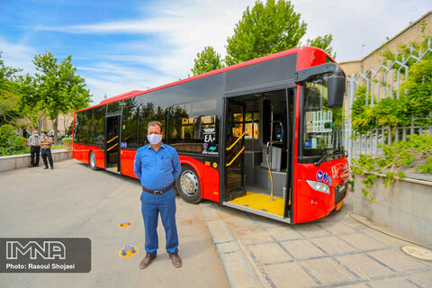 رونمایی از سامانه هوشمند اتوبوسرانی اصفهان