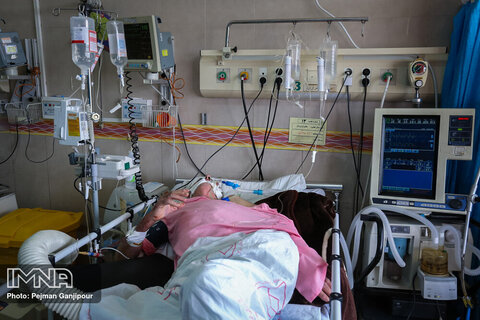 بیماران کرونایی در بیمارستان الزهرا اصفهان