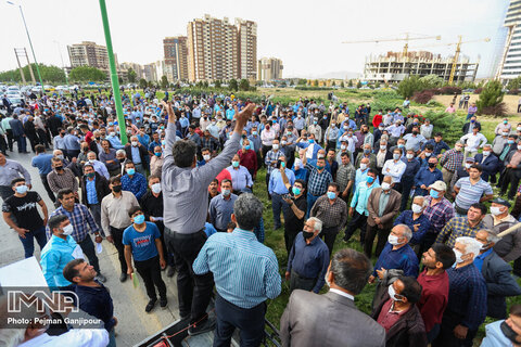 اعتراض کشاورزان اصفهانی به خشکی زاینده رود
